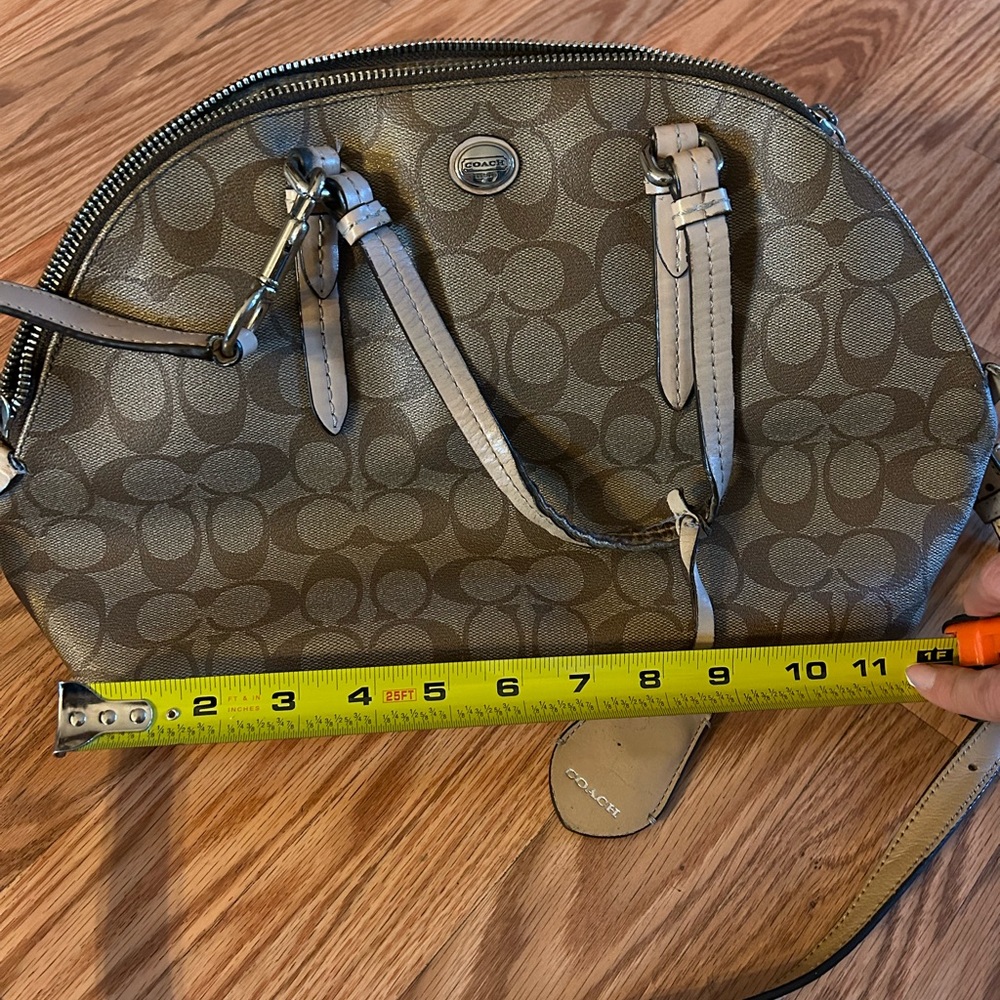 Coach tan crossbody bag.